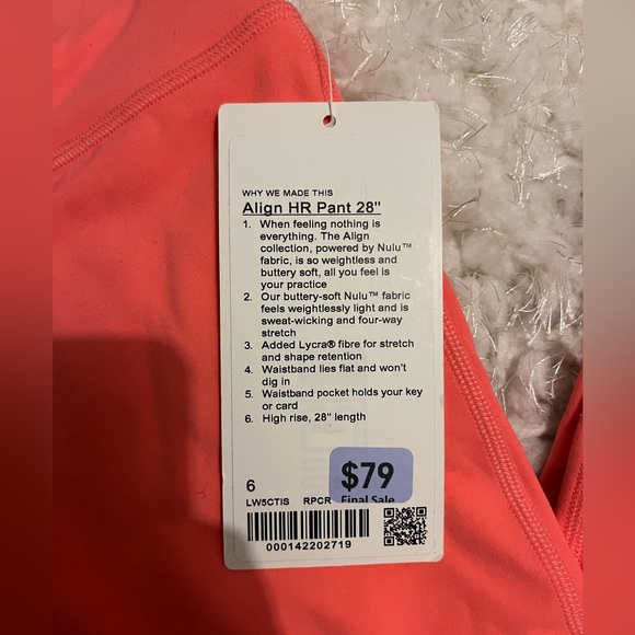 NWT Lululemon Leggings size 6 - Picture 2 of 4